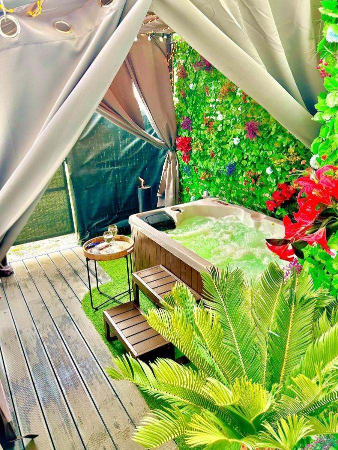 La Lover'S Jungle Pont-Sur-Yonne Экстерьер фото
