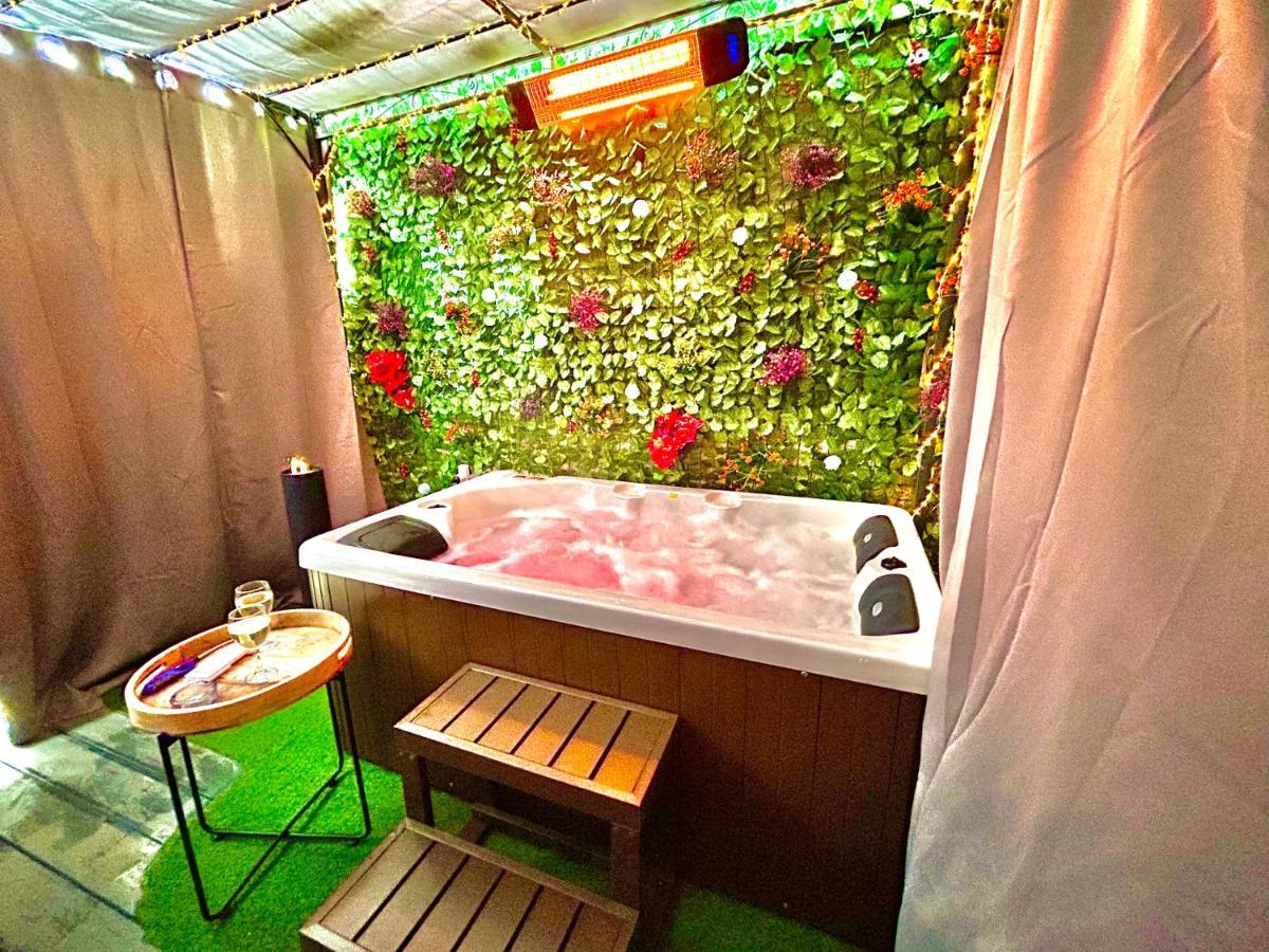 La Lover'S Jungle Pont-Sur-Yonne Экстерьер фото